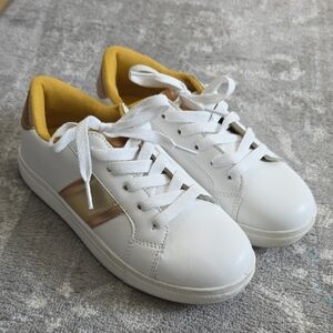 Tahari White and Gold Kids Sneakers